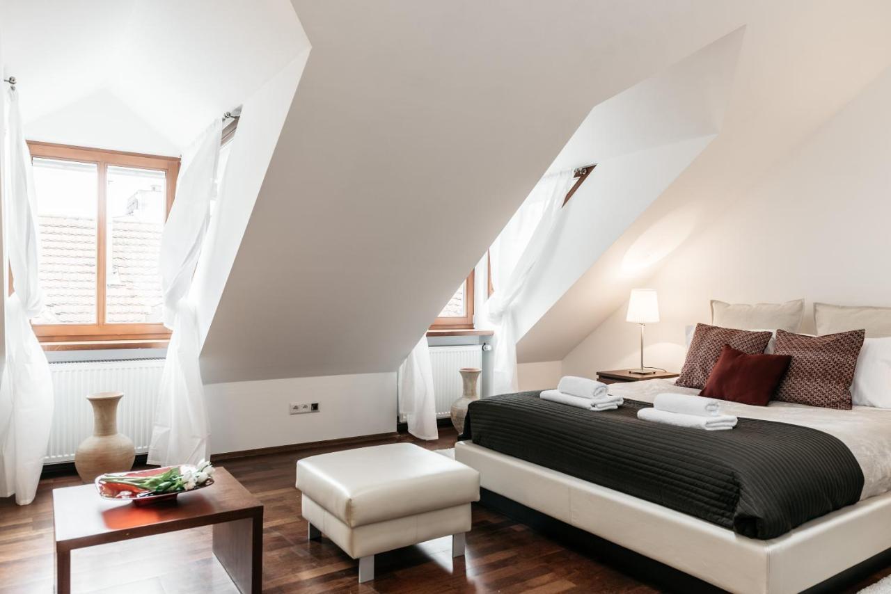 Extravaganza Apartment Krakow Bagian luar foto