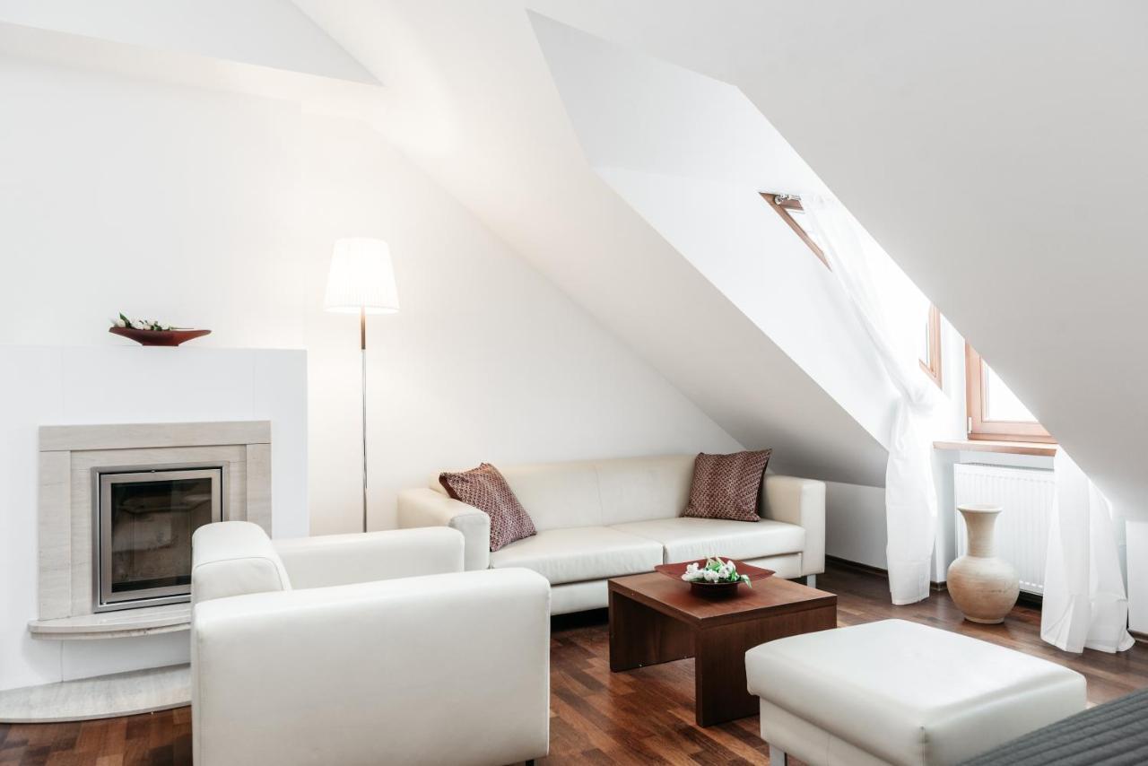 Extravaganza Apartment Krakow Bagian luar foto