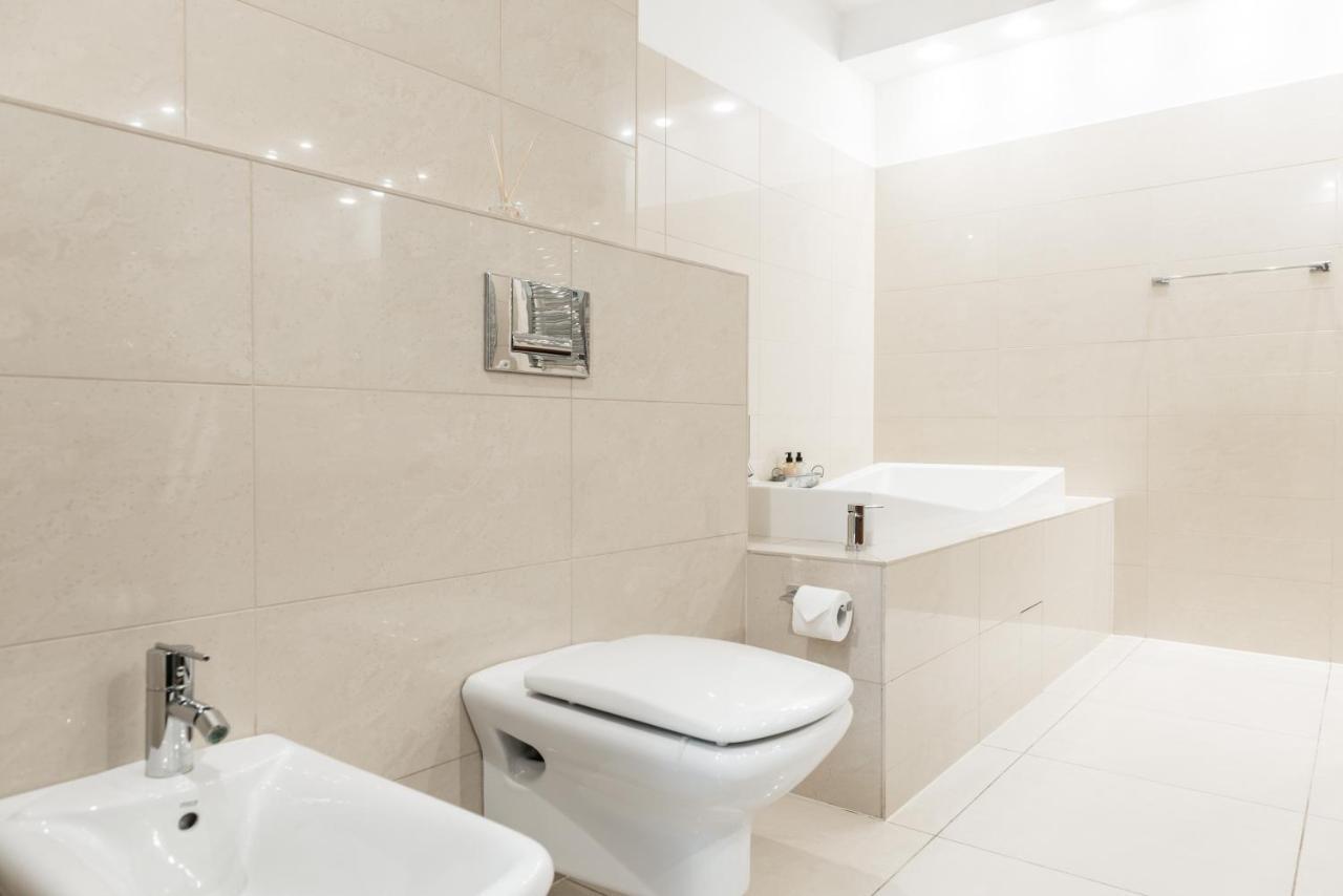 Extravaganza Apartment Krakow Bagian luar foto